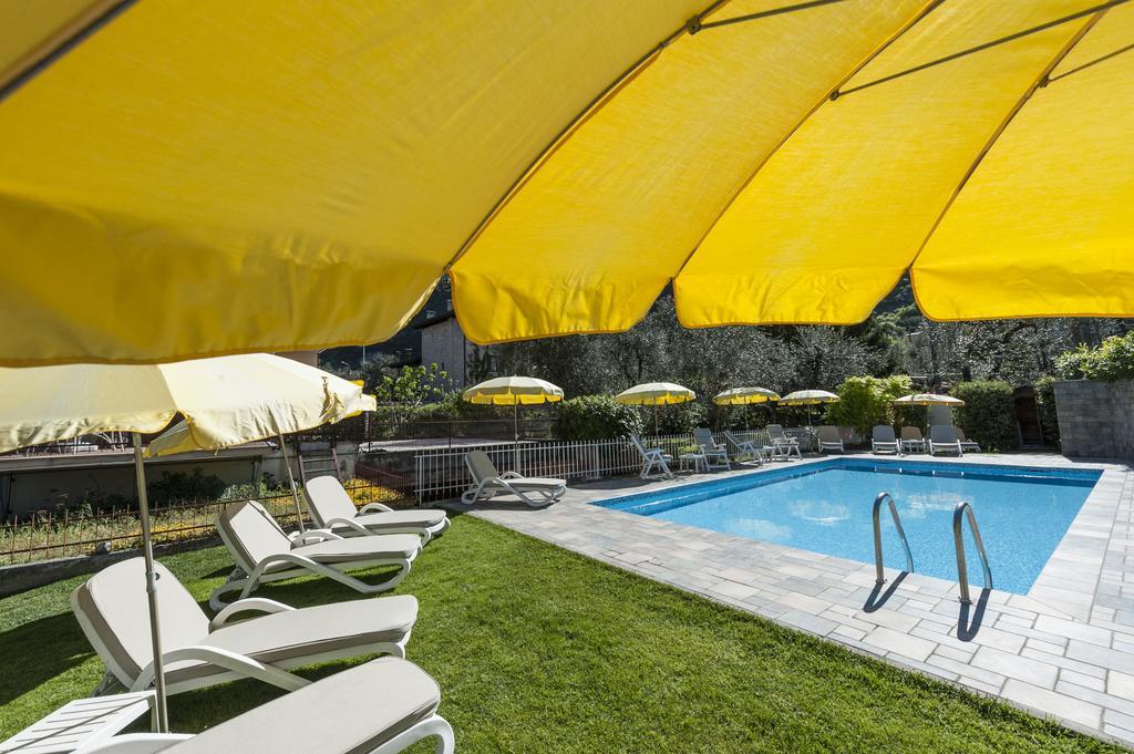 Hotel Garni Ischia Μαλτσεζίνε Εξωτερικό φωτογραφία