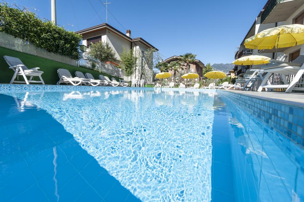 Hotel Garni Ischia Μαλτσεζίνε Εξωτερικό φωτογραφία